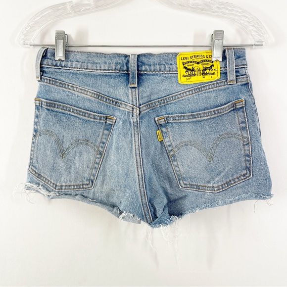 Levi's 501 Peanuts Denim Shorts Size 25 Snoopy Woodstock Button Fly Yellow Tab - Picture 5 of 11